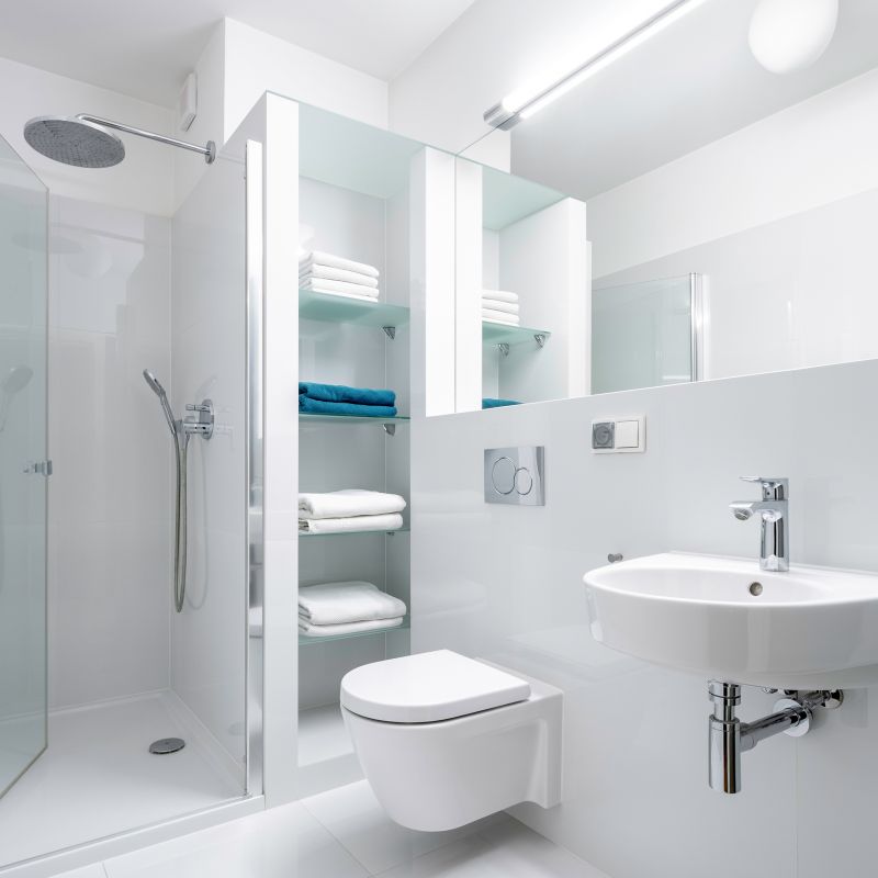 Shower with Built-In Shelving